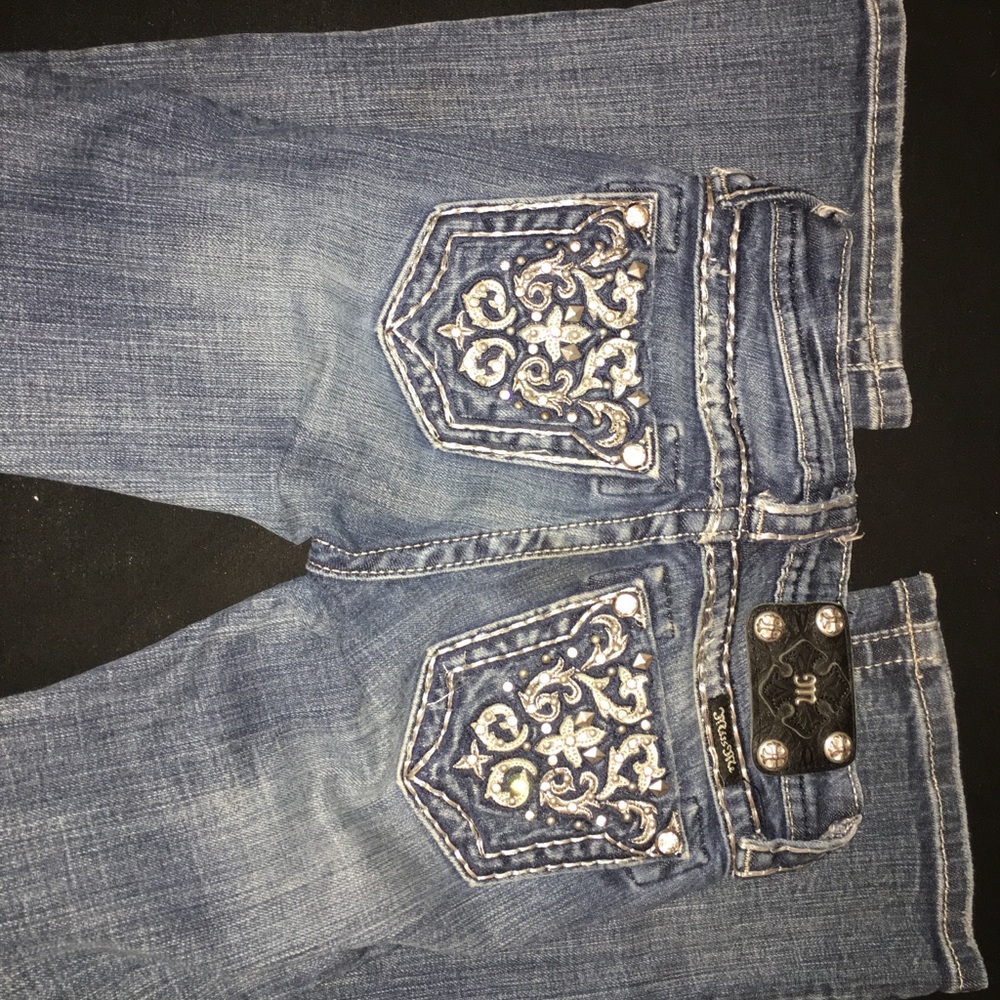 Size 8 Kids Bootcut Miss Me Jeans.
